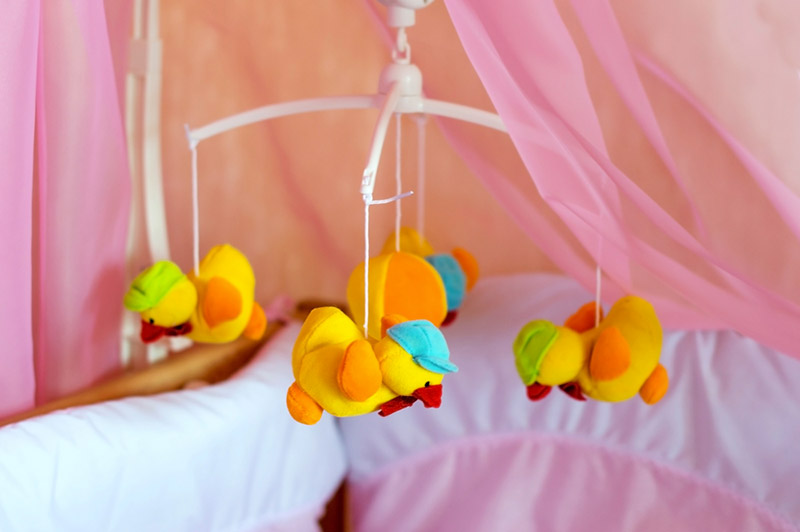 Mobile musical bébé